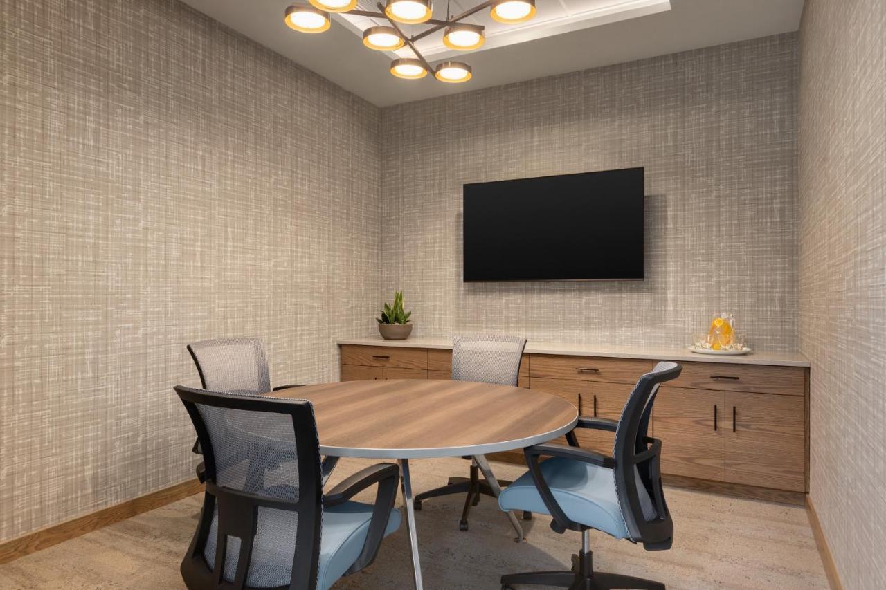 Staybridge Suites Rochester - Mayo Clinic Area By Ihg Екстериор снимка